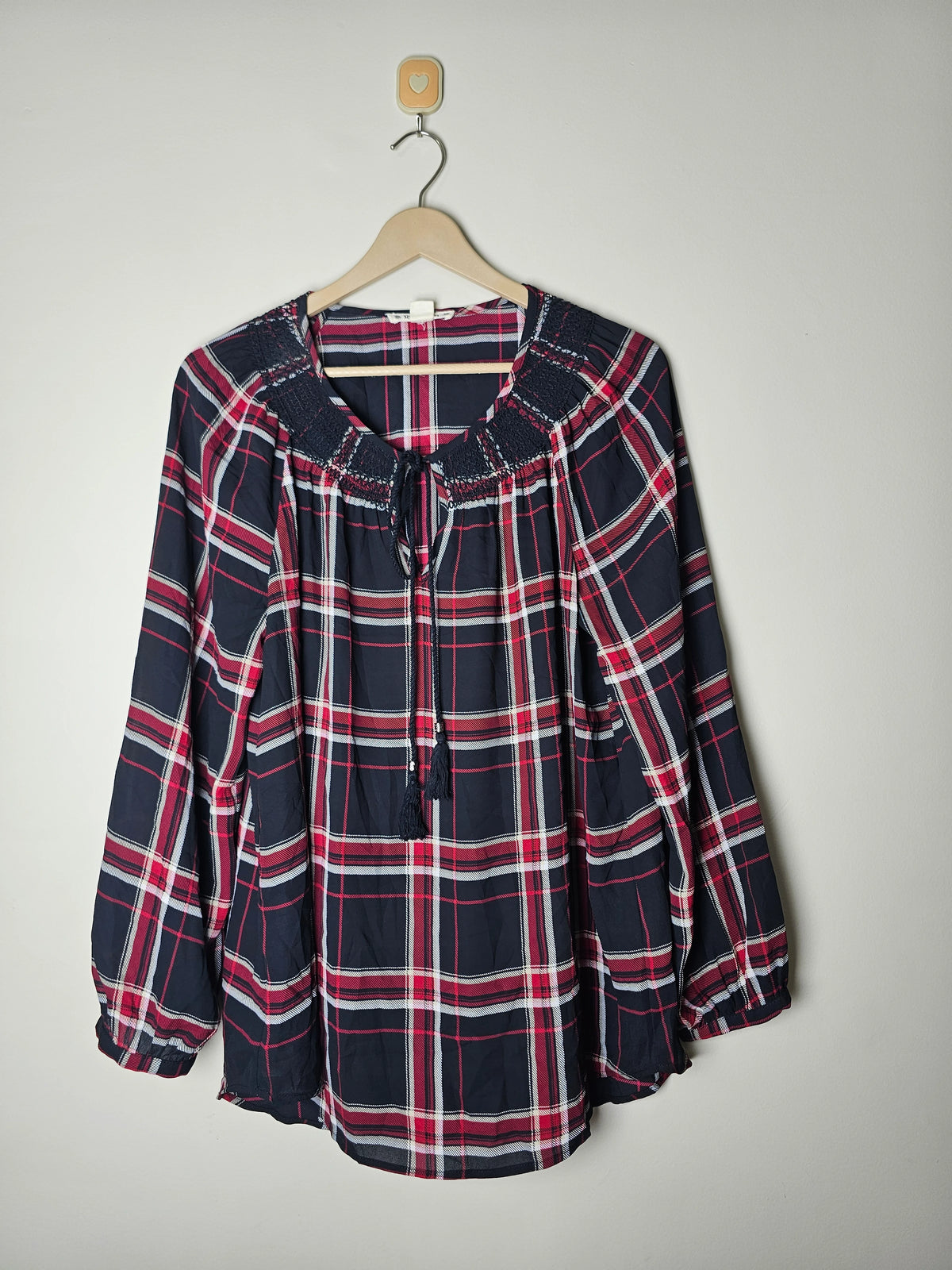 WBD 243 - Women Top and Blouse